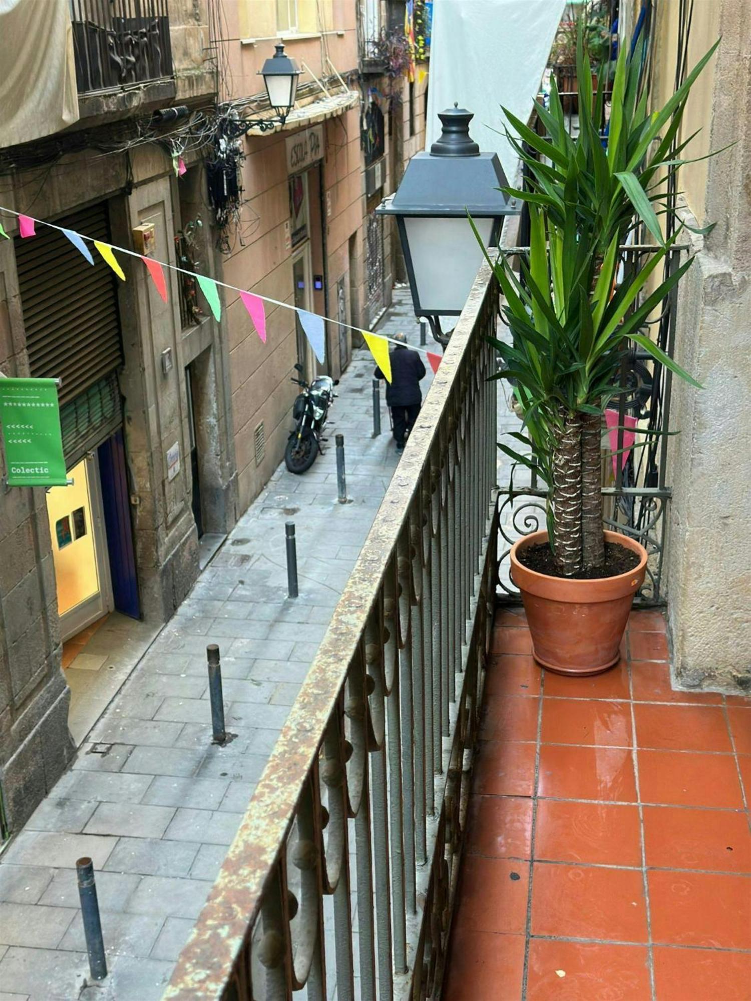 Ferienwohnung Sant Antoni 3 - Downtown Barcelona. Modern Exterior foto